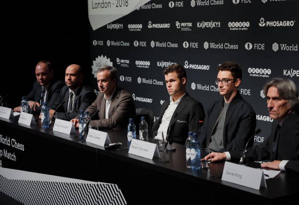 Карлсен и Каруана начинают борьбу за шахматную кор…