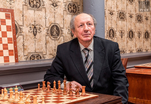 Евгений Свешников покажет свои партии в столичном …